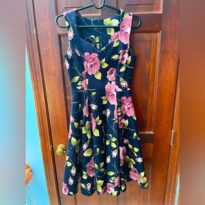 ModCloth Ixia sweetheart floral dress, size medium